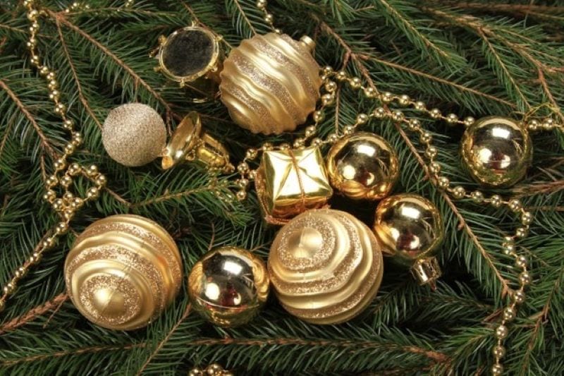 Different categories of Christmas ornaments homeowners should know